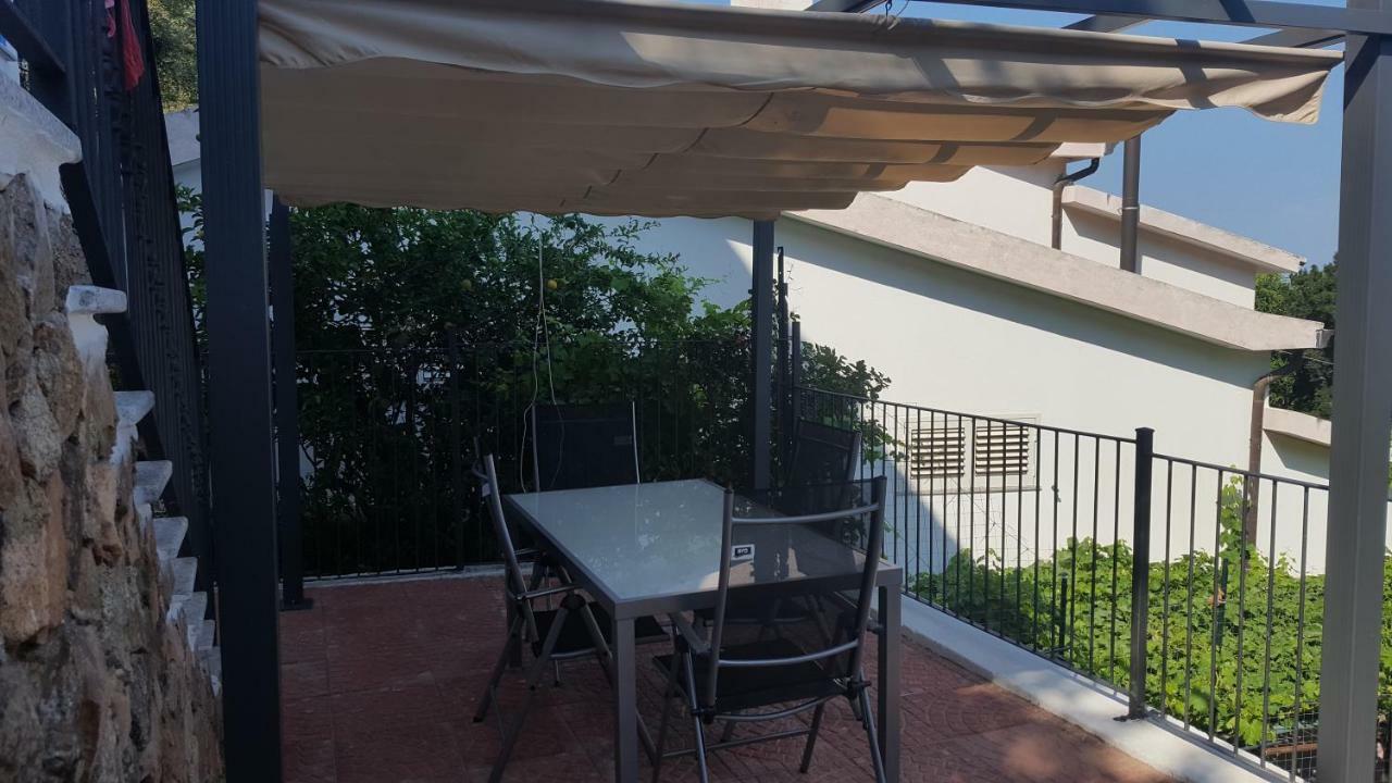 Vista Mare Daire Lanusei Dış mekan fotoğraf